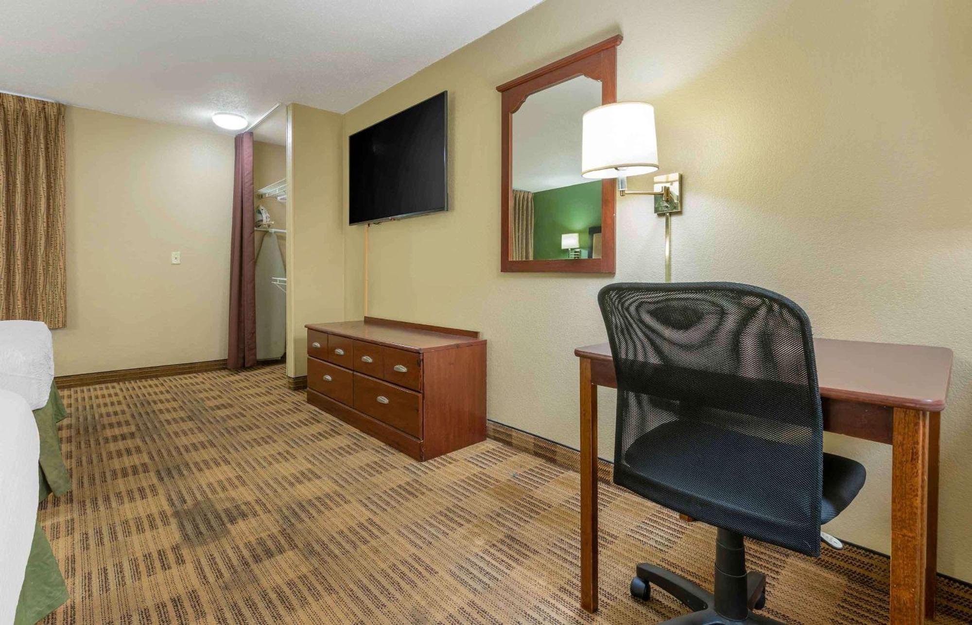 Hotel Extended America - Chicago - - I-90 2*
